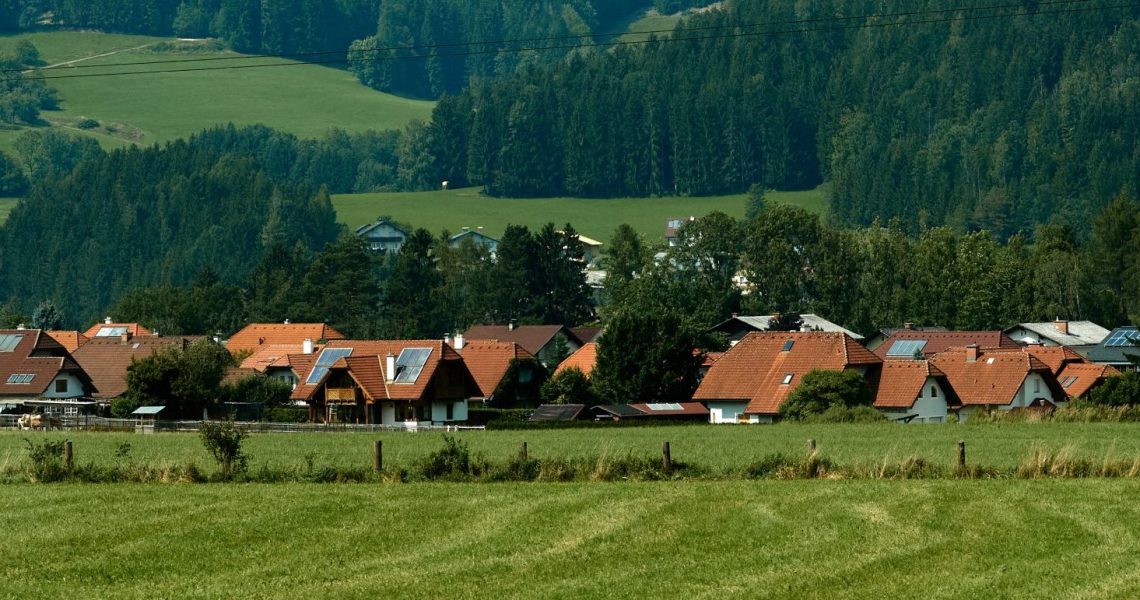 Beautiful,Summer,In,The,European,Village,-,Green,Field,View